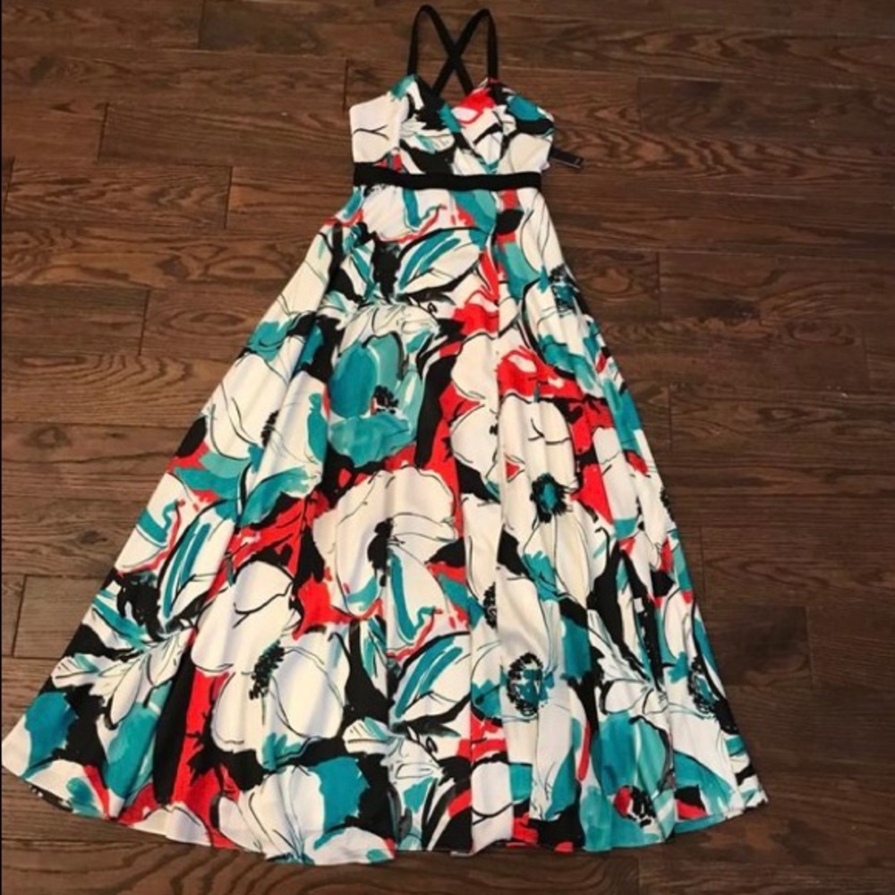 Nicole Miller New York gown in floral print.